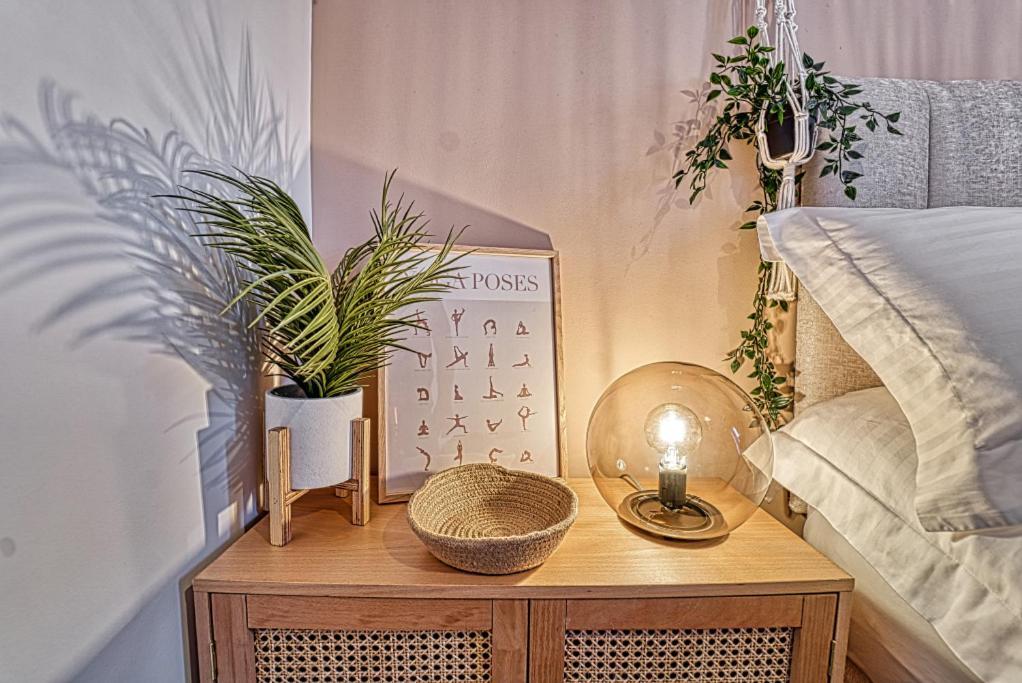 Guest Homes - Watledge House Apartment Tewkesbury Dış mekan fotoğraf