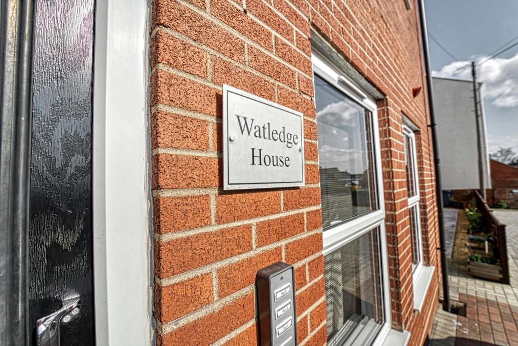 Guest Homes - Watledge House Apartment Tewkesbury Dış mekan fotoğraf